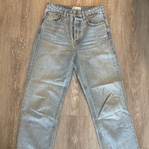 Zara | HI-RISE STRAIGHT LEG JEANS TRF | 28